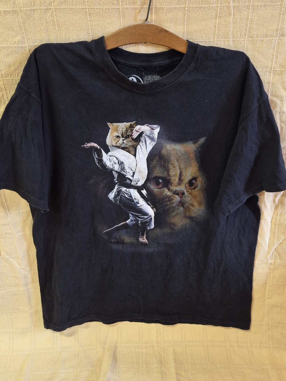 Vintage Y2K Karate Cat Xl T-shirt From A.Lab